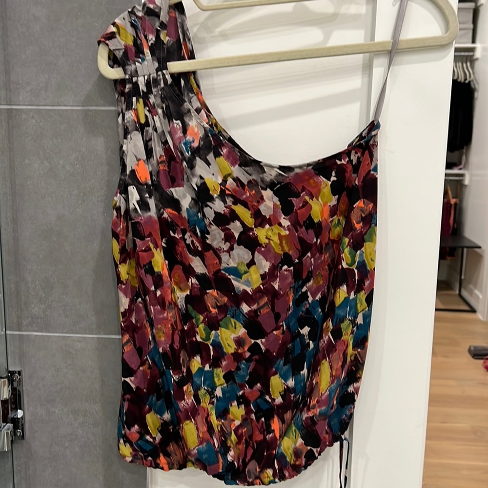 BCBG top